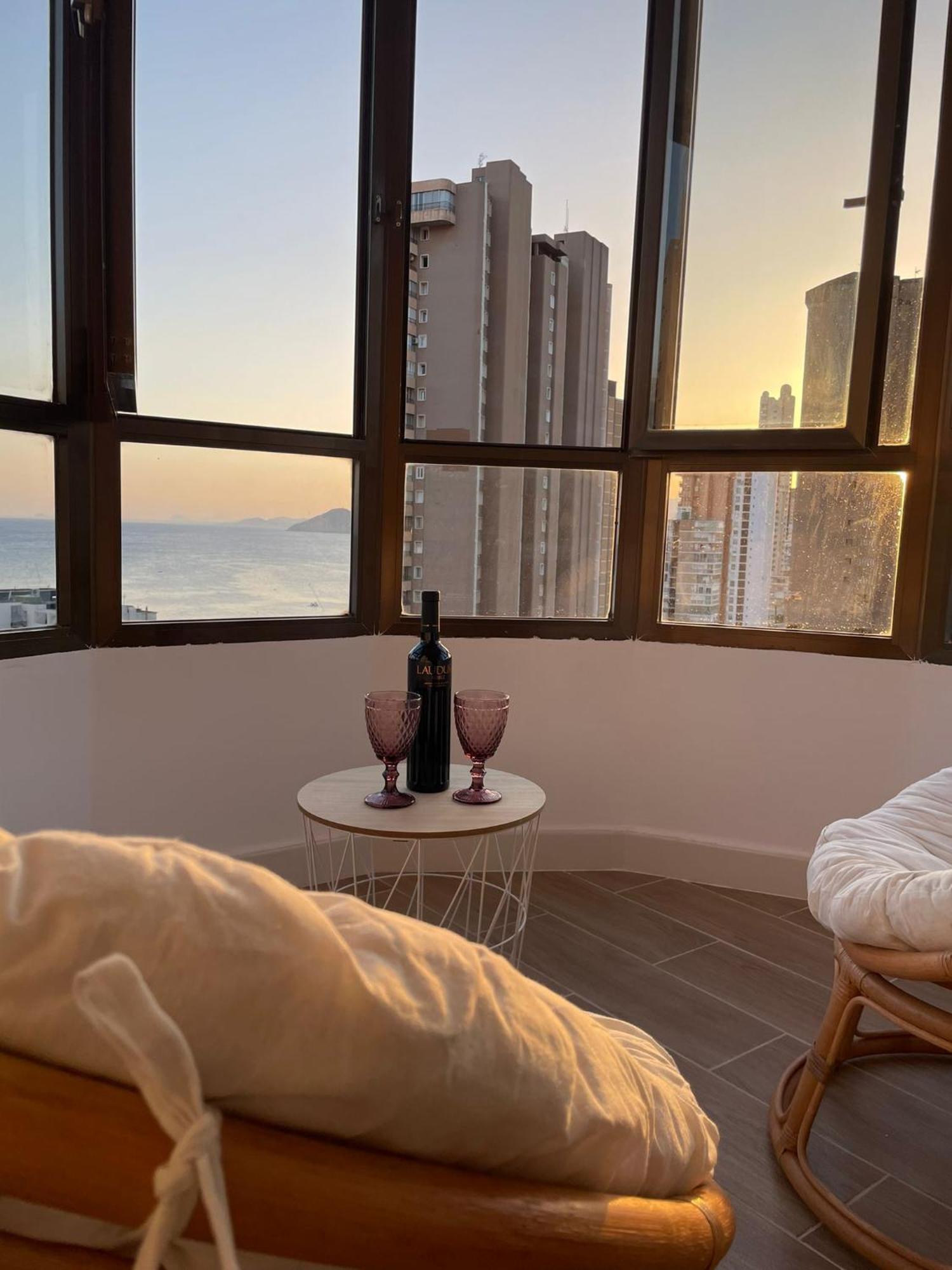 Suite Panoramic Benidorm Bagian luar foto