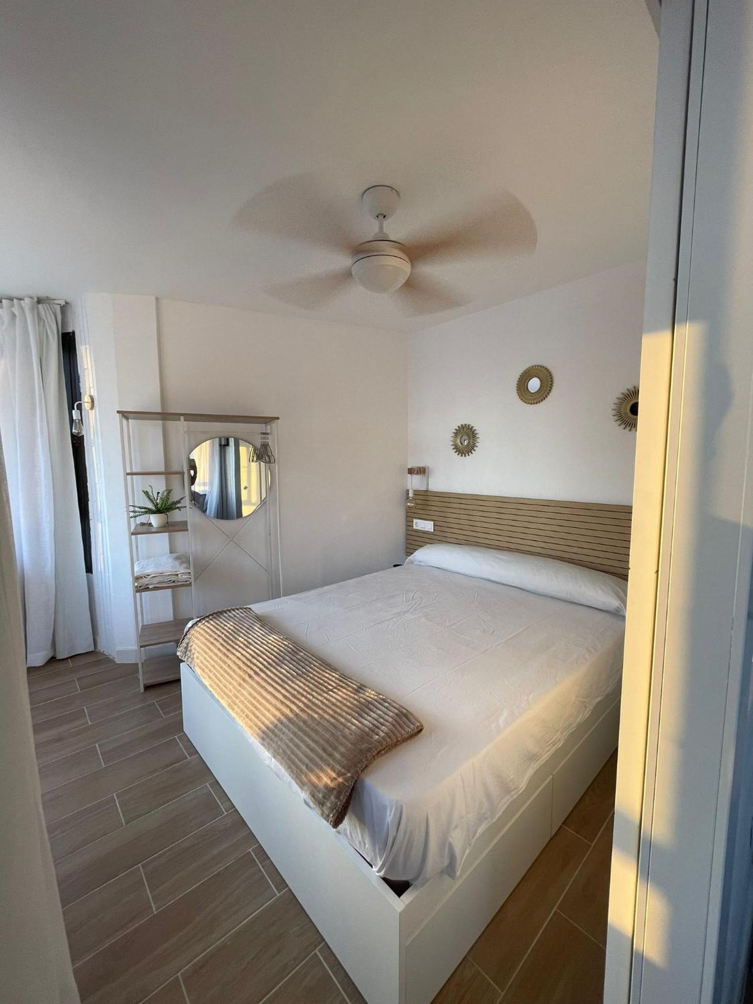 Suite Panoramic Benidorm Bagian luar foto