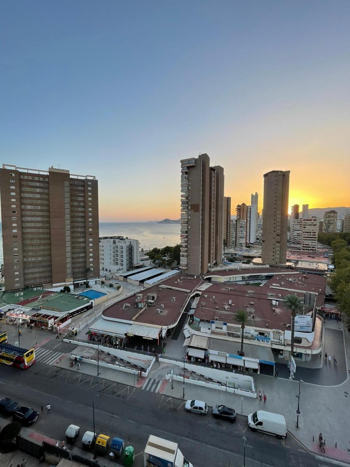 Suite Panoramic Benidorm Bagian luar foto