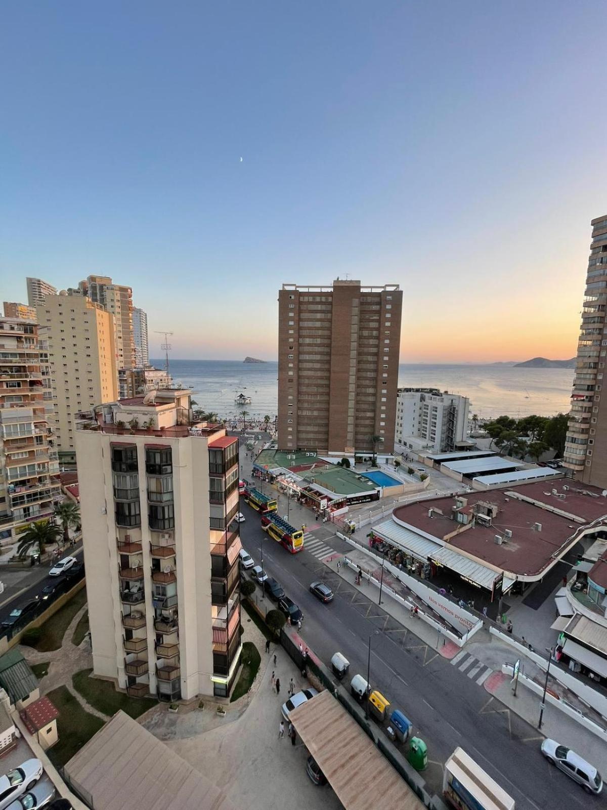 Suite Panoramic Benidorm Bagian luar foto