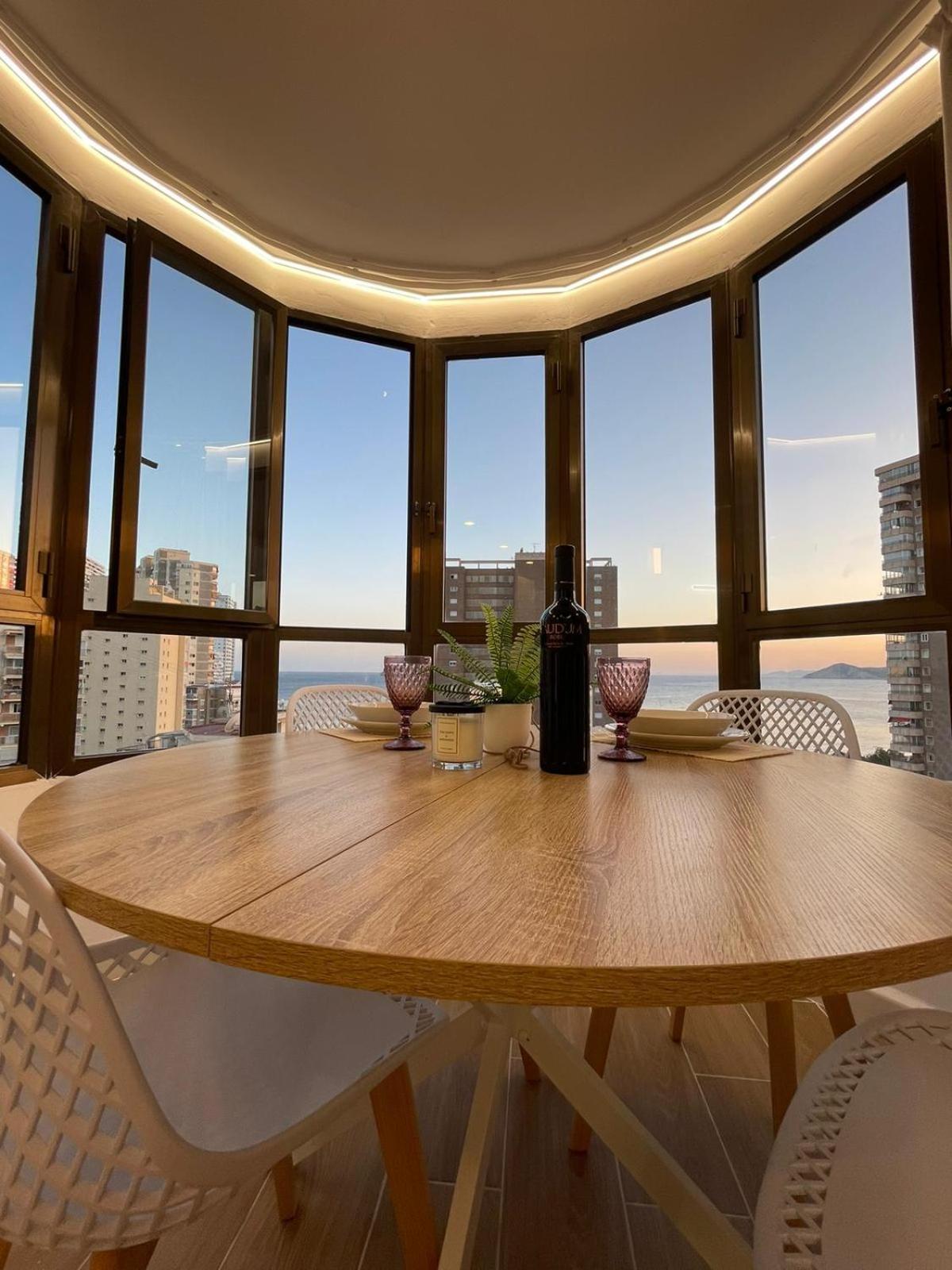 Suite Panoramic Benidorm Bagian luar foto